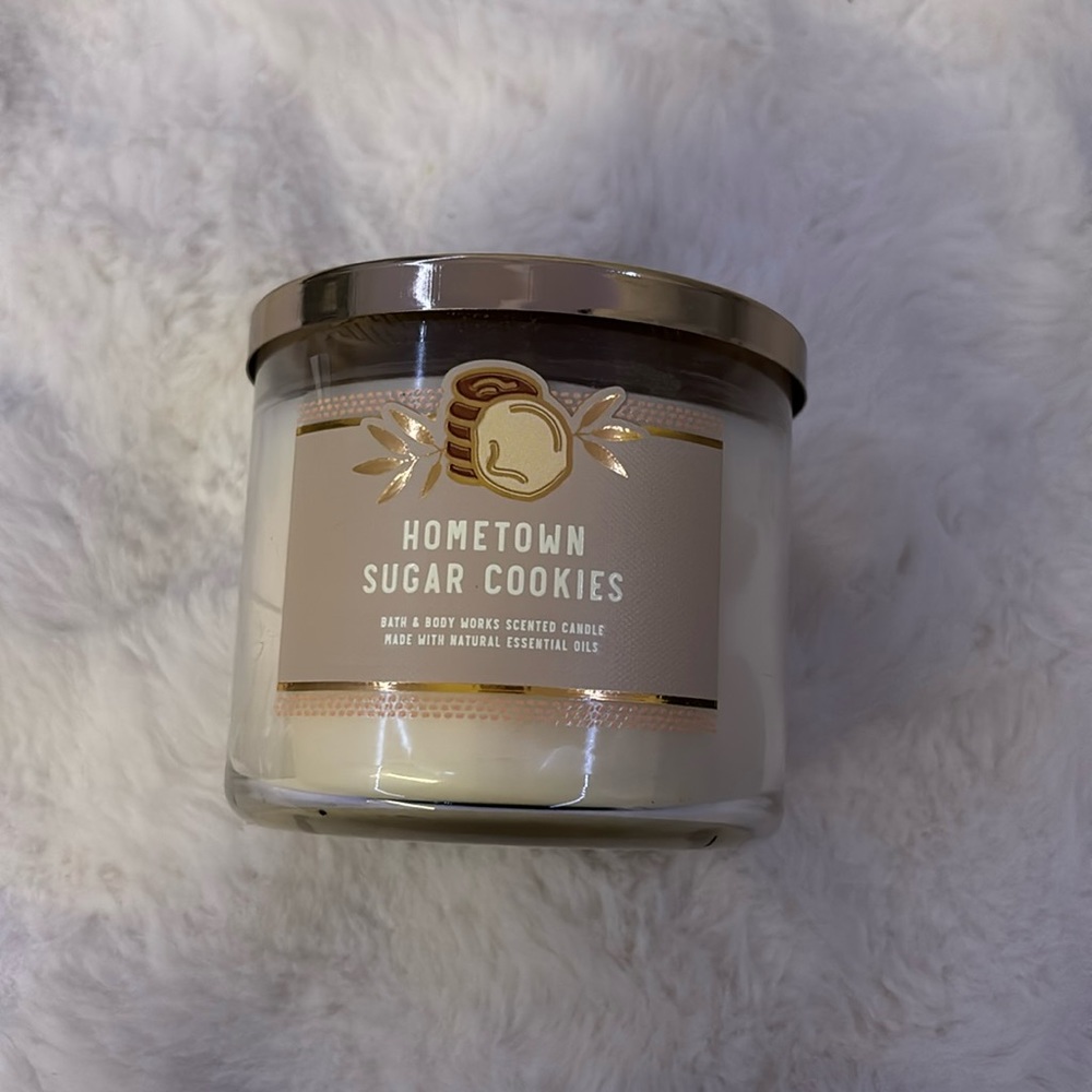 Brand New HomeTown Sugar Cookie Candle